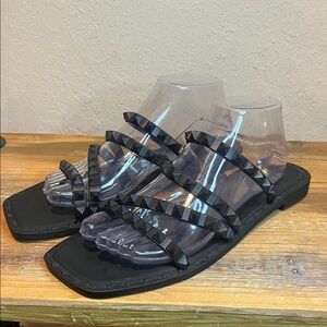 NWOB Steve Madden Skyler-J slip-on sandals size 9